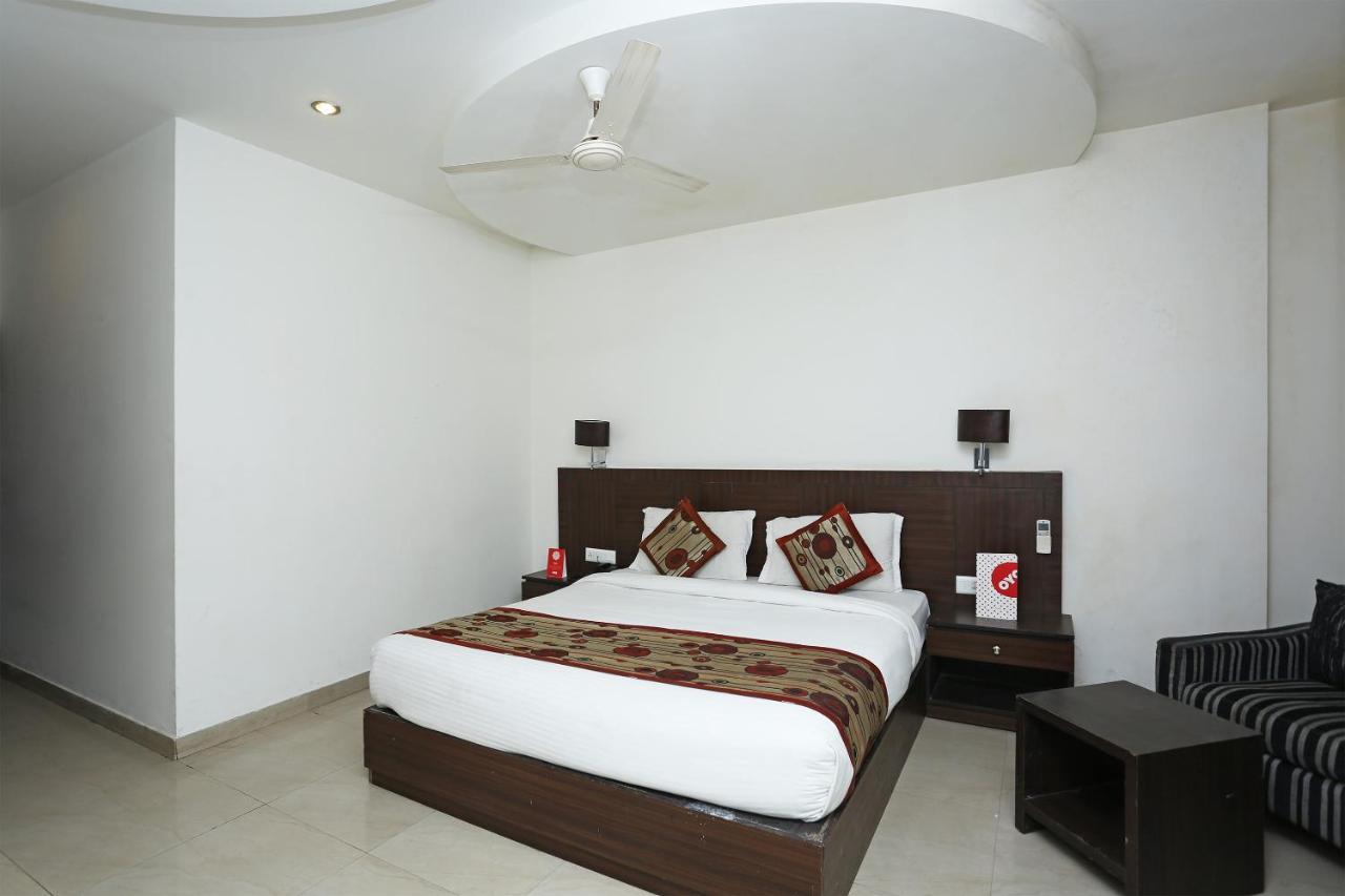 Capital O 3600 Hotel Royal Windsor Kathgodam Экстерьер фото