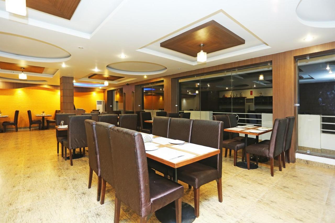 Capital O 3600 Hotel Royal Windsor Kathgodam Экстерьер фото